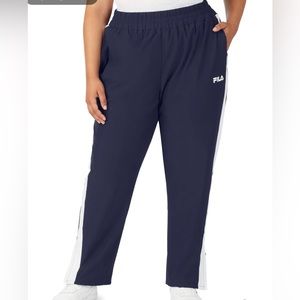 FILA Women’s Jovia Track Pant Size 1X